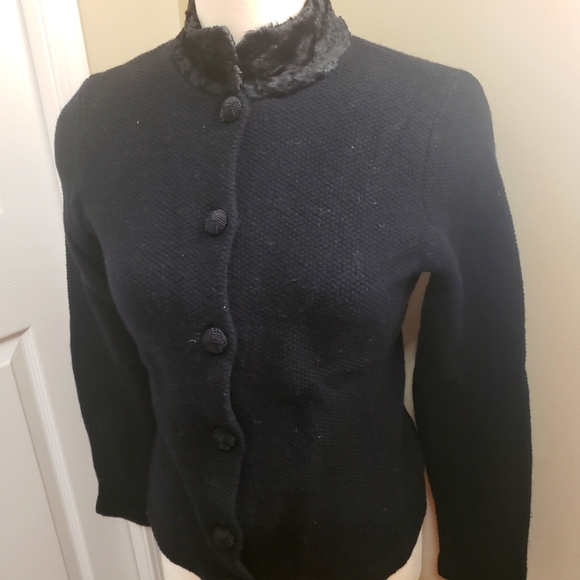 Jacket - Picture 1 of 6